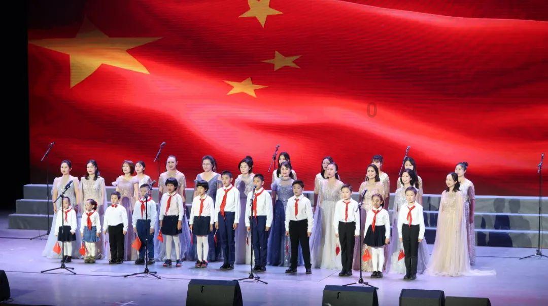 国产手机售价超iPhone，国产手机的发展前景如何？